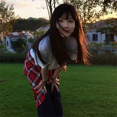 魕